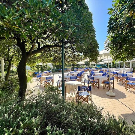 Hotel Parco Delle Rose Silvi Marina Exteriér fotografie