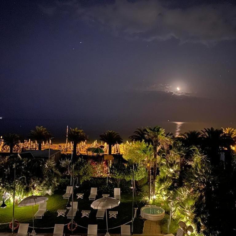 Hotel Parco Delle Rose Silvi Marina Exteriér fotografie