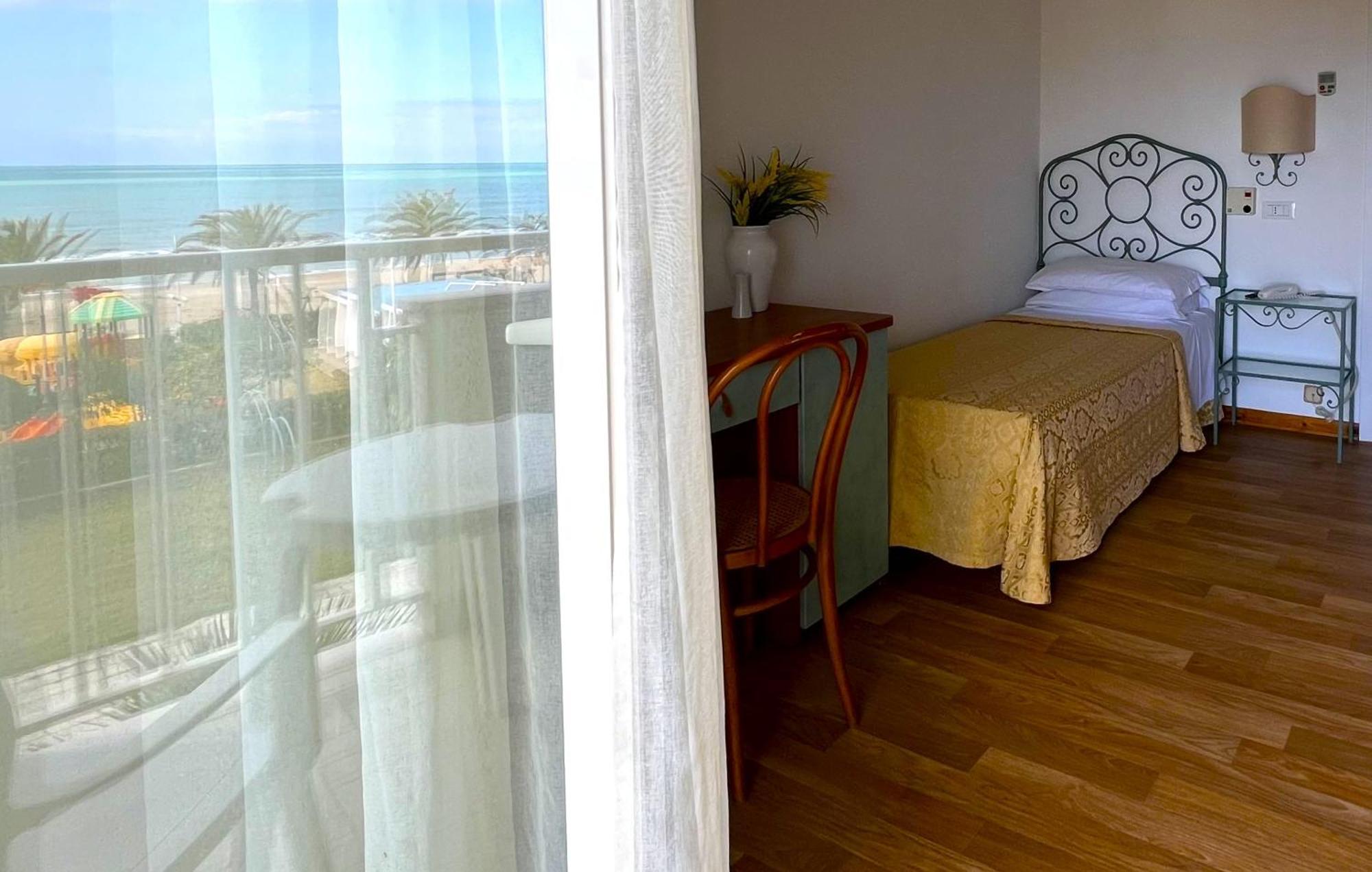Hotel Parco Delle Rose Silvi Marina Exteriér fotografie