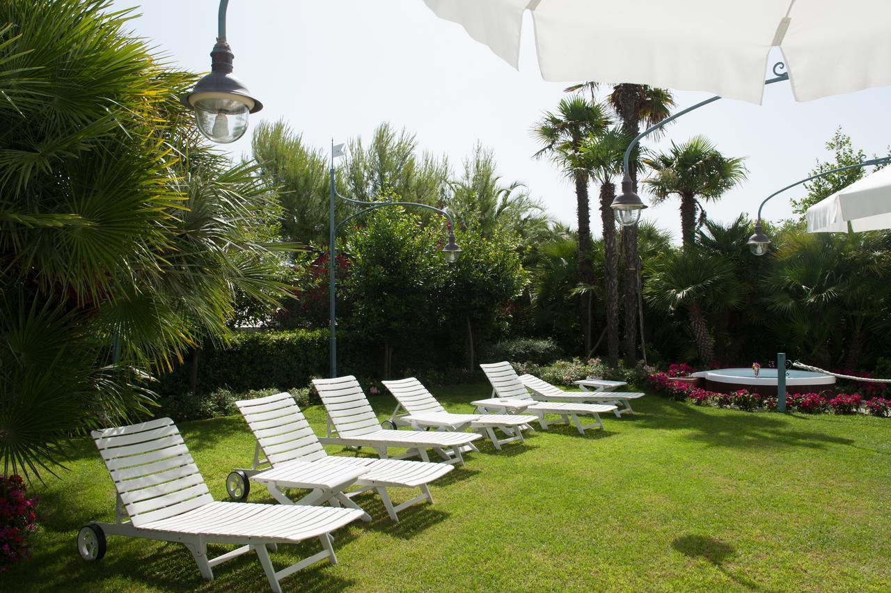 Hotel Parco Delle Rose Silvi Marina Exteriér fotografie